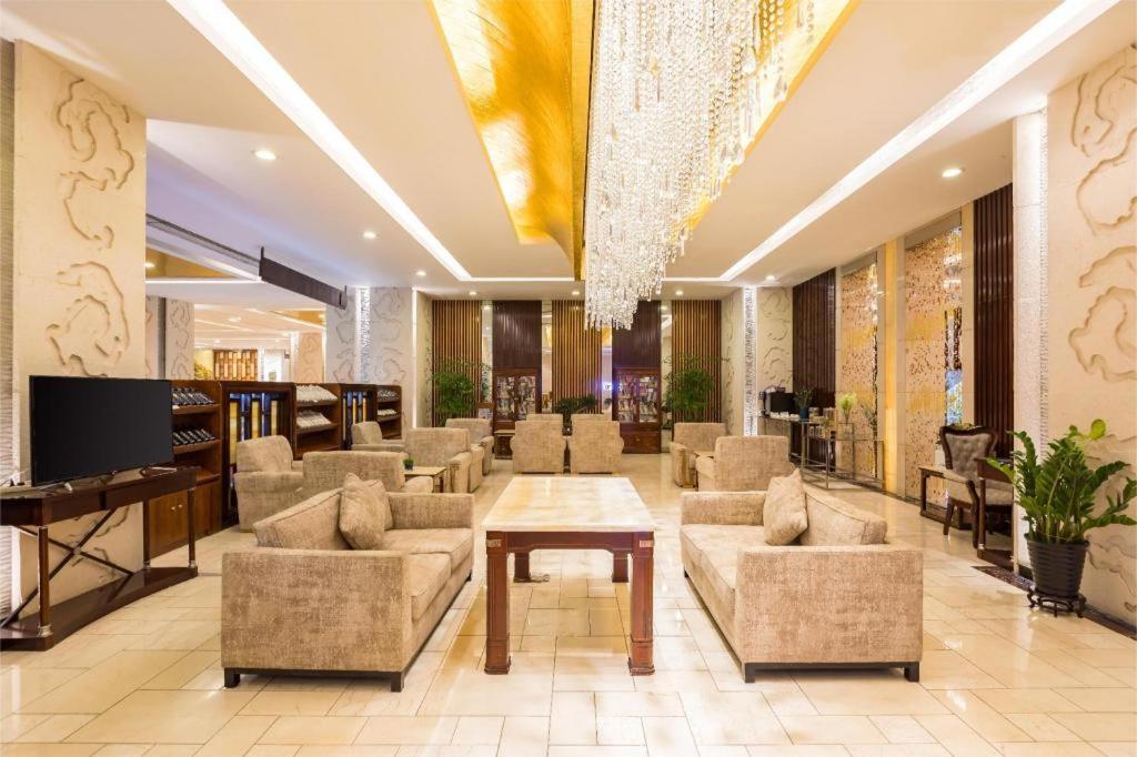 West International Trade Grand Hotel Beijing Exterior foto